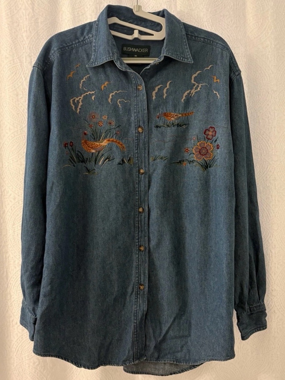 Bushwacker Vintage Denim Birds Embroidered Button Down Size M Women’s